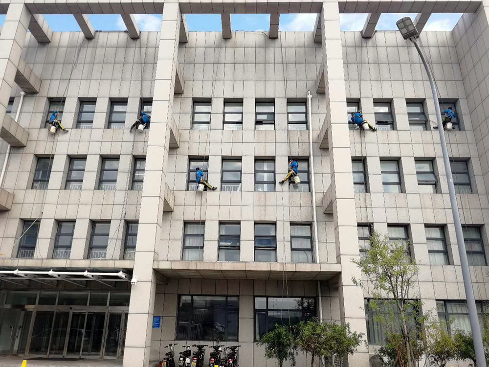 靠譜大樓清洗，找康順佳